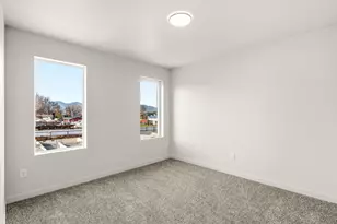 2028 Sunset Dr, Medford, OR 97501 - Photo 12