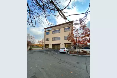 1301 Poplar Drive #100, Medford, OR 97504 - Photo 2