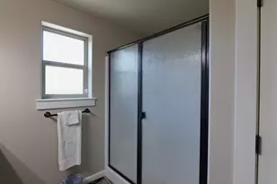 202 White Oak Way, Shady Cove, OR 97539 - Photo 16