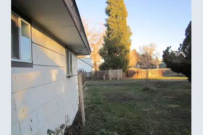 3630 Laverne Avenue, Klamath Falls, OR 97603 - Photo 40
