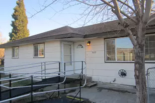3630 Laverne Ave, Klamath Falls, OR 97603 - Photo 2