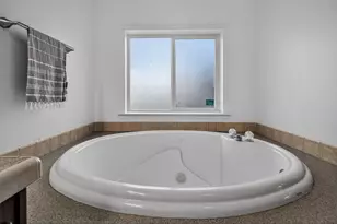 63493 Gentry Loop, Bend, OR 97701 - Photo 28