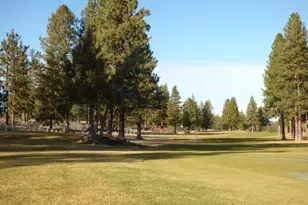 60749 Willow Creek Loop, Bend, OR 97702 - Photo 6