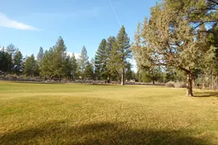 60749 Willow Creek Loop, Bend, OR 97702 - Photo 12