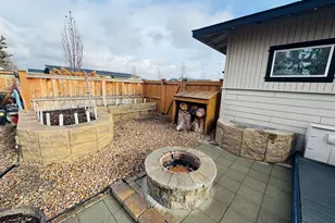 559 NW Rimrock Ct, Redmond, OR 97756 - Photo 36