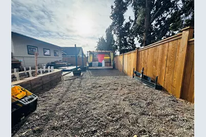 559 NW Rimrock Court, Redmond, OR 97756 - Photo 40