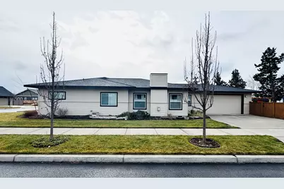 559 NW Rimrock Court, Redmond, OR 97756 - Photo 6