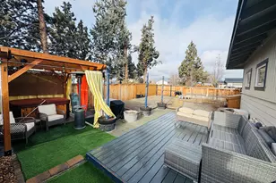 559 NW Rimrock Ct, Redmond, OR 97756 - Photo 38