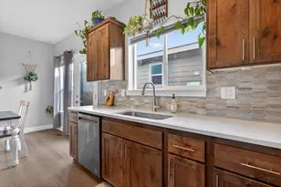 559 NW Rimrock Ct, Redmond, OR 97756 - Photo 14