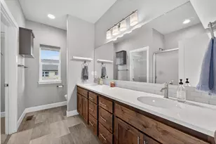 559 NW Rimrock Ct, Redmond, OR 97756 - Photo 26