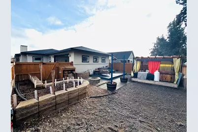 559 NW Rimrock Court, Redmond, OR 97756 - Photo 36