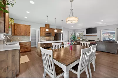 559 NW Rimrock Court, Redmond, OR 97756 - Photo 10