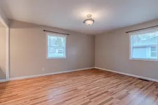 2130 E Jackson St, Medford, OR 97504 - Photo 12