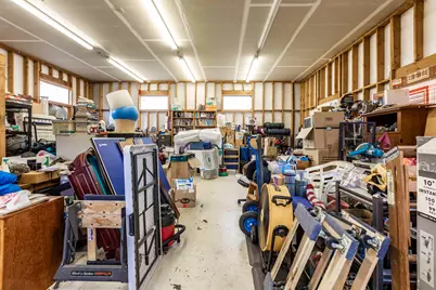 1215 NE A Street NE, Grants Pass, OR 97526 - Photo 38