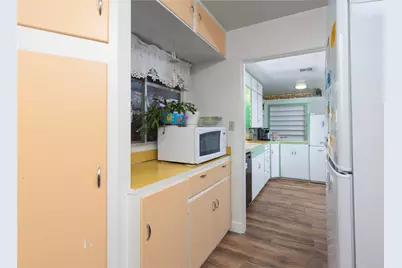 1215 NE A Street NE, Grants Pass, OR 97526 - Photo 16