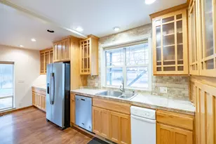 215 S Spruce St, Sisters, OR 97759 - Photo 10