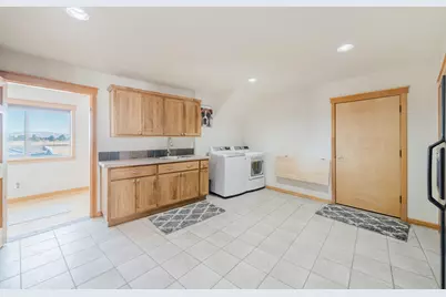 24605 Dodds Road, Bend, OR 97701 - Photo 68