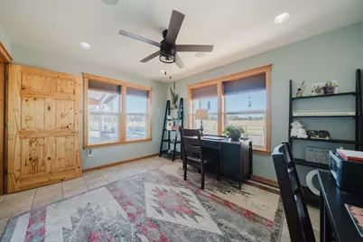 24605 Dodds Road, Bend, OR 97701 - Photo 22
