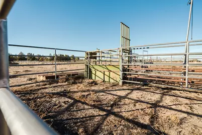 24605 Dodds Road, Bend, OR 97701 - Photo 72