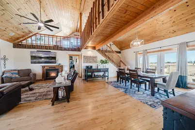 24605 Dodds Road, Bend, OR 97701 - Photo 14