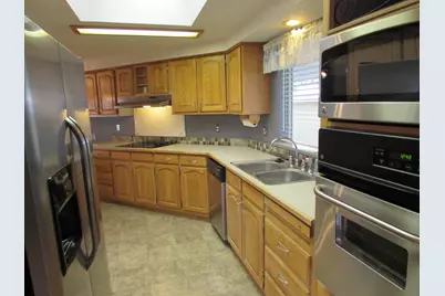 2633 SW Obsidian Avenue #57, Redmond, OR 97756 - Photo 10