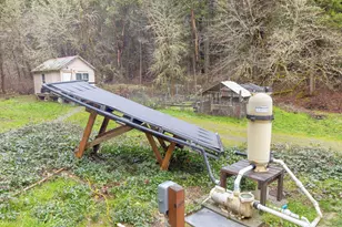 1200 Lower Wolf Creek Rd, Wolf Creek, OR 97497 - Photo 30