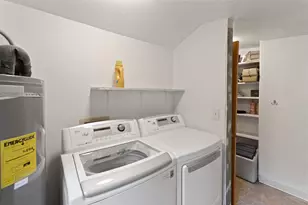 1200 Lower Wolf Creek Rd, Wolf Creek, OR 97497 - Photo 16