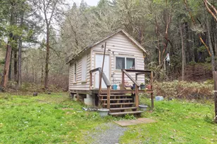 1200 Lower Wolf Creek Rd, Wolf Creek, OR 97497 - Photo 26