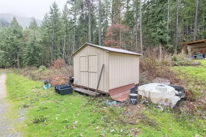 1200 Lower Wolf Creek Road, Wolf Creek, OR 97497 - Photo 32