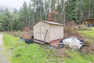 1200 Lower Wolf Creek Rd, Wolf Creek, OR 97497 - Photo 32