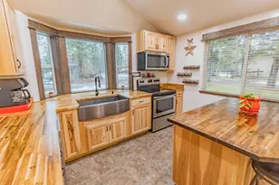 52585 Antler Ln, La Pine, OR 97739 - Photo 16