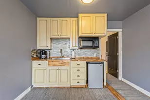 405 E D St, Culver, OR 97734 - Photo 28