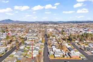 303 SW Deer St, Prineville, OR 97754 - Photo 32