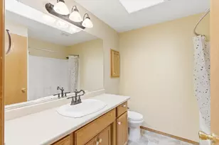 1401 Diamond St, Medford, OR 97501 - Photo 24