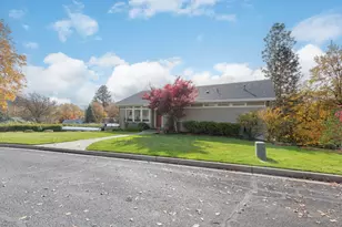 101 Cedar Ridge Terrace, Rogue River, OR 97537 - Photo 2