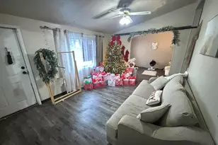 2971 Table Rock Rd, Medford, OR 97501 - Photo 2