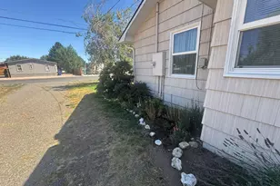 2615 SW 21st St, Redmond, OR 97756 - Photo 24