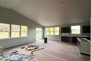 61221 SE Wagyu Dr, Bend, OR 97702 - Photo 4