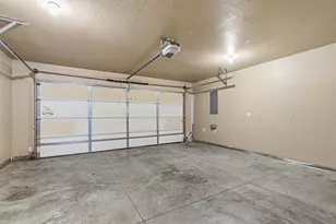 2646 Wyatt Dr, Medford, OR 97501 - Photo 30