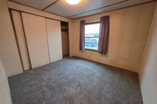 301 Freeman Rd, Central Point, OR 97502 - Photo 10