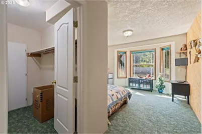 913 Starveout Creek Road, Azalea, OR 97410 - Photo 16