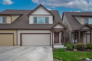 2881 SW Indian Cir, Redmond, OR 97756 - Photo 1