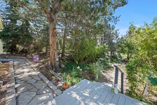 20709 Farenuff Pl, Bend, OR 97701 - Photo 26