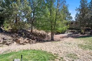 20709 Farenuff Pl, Bend, OR 97701 - Photo 38