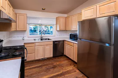 1511 SW 21st Place, Redmond, OR 97756 - Photo 4