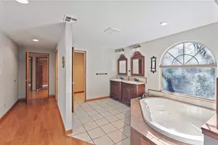 301 Canyon Dr, Grants Pass, OR 97527 - Photo 28