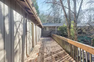 301 Canyon Dr, Grants Pass, OR 97527 - Photo 38