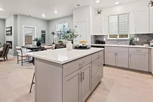 21228 SE Pelee Dr, Bend, OR 97702 - Photo 10