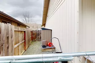 1821 SW I St, Grants Pass, OR 97526 - Photo 26