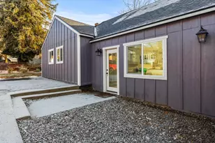 1545 N Eldorado Ave, Klamath Falls, OR 97601 - Photo 6